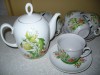 6 tassid alustaldrikutega + teekann